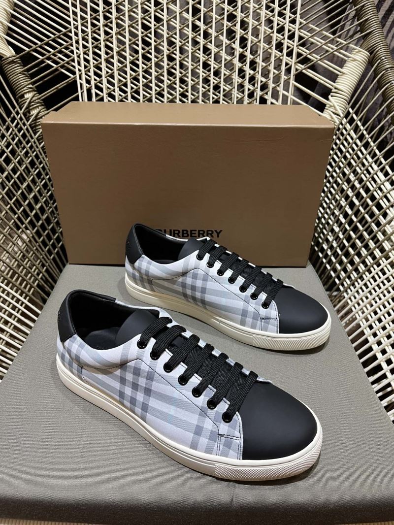 Burberry Low Shoes